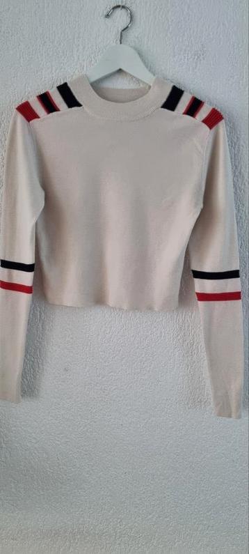 Dames trui merk Pull&Bear maat Medium. beschikbaar voor biedingen