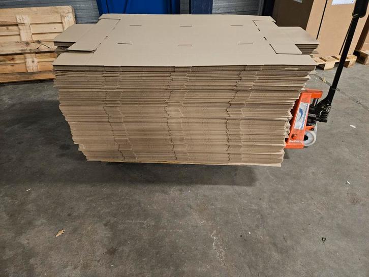Partij Kartonnen Dozen - 200+, Doe-het-zelf en Verbouw, Kratten en Dozen, Ophalen