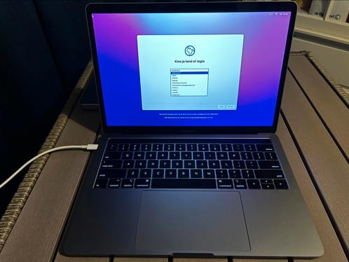 MacBook Pro 13” (2019) | Touch Bar | 256GB SSD |, Computers en Software, Apple Macbooks, Zo goed als nieuw, 13 inch, Ophalen