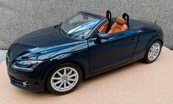 Minichamps Audi TT Roadster 2006 1:18 donkerblauw 