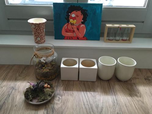 Dikke dames schilderij + veel potten/vazen/schaal - NIEUW, Huis en Inrichting, Woonaccessoires | Schilderijen, Tekeningen en Foto's