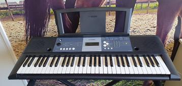Keyboard Yamaha PSR-E233 YPT-230 midi piano keyboard  beschikbaar voor biedingen