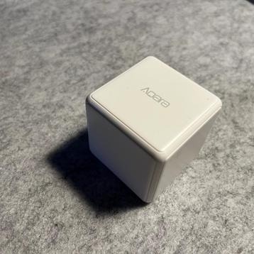 Zigbee kubus Aqara beschikbaar voor biedingen