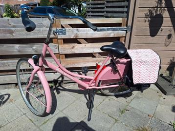 Pelikaan oma/dames fiets beschikbaar voor biedingen