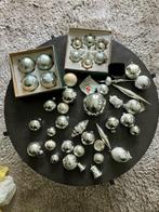 Tafel vol met mooie vintage kerstballen kerstversiering, Diversen, Kerst, Ophalen of Verzenden, Zo goed als nieuw