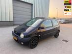Renault Twingo 1.2-16V Kenzo panoramadak stuurbekrachtiging, Voorwielaandrijving, 4 stoelen, Origineel Nederlands, Handgeschakeld