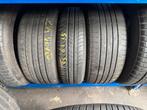 4 X 215/40/18 en 1 X 225/45/18, Ophalen of Verzenden
