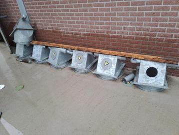 vijzels voermachine beschikbaar voor biedingen