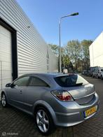 Opel Astra GTC 1.6 Sport, Auto's, Opel, Voorwielaandrijving, 15 km/l, 4 cilinders, 1589 cc