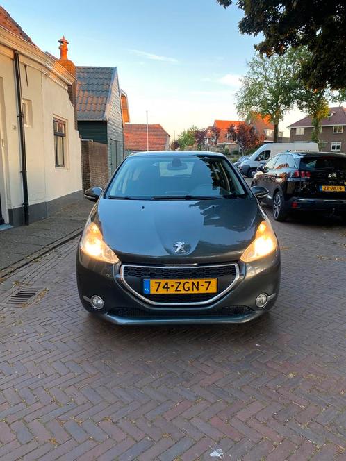 Peugeot 208 1.2 VTi 82PK 5D (102g) 2012 Grijs, Auto's, Peugeot, Particulier, Benzine, A, Hatchback, Handgeschakeld, Origineel Nederlands