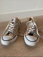 Converse all stars sneukers laag maat 40 customized door Uni, Kleding | Dames, Schoenen, Zo goed als nieuw, Sneakers of Gympen