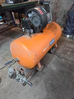 Kaeser Compressor UC340-150 (1988) - Opknapper, Doe-het-zelf en Verbouw, Compressors, Gebruikt, Ophalen of Verzenden, Mobiel, 10 bar of meer