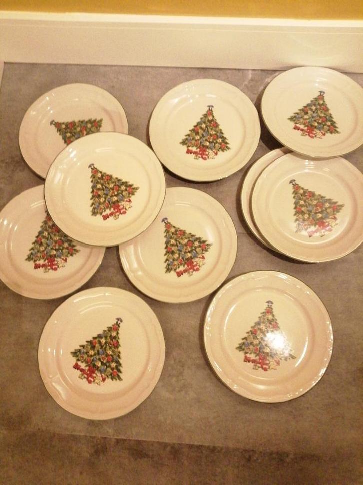 Kerstborden 4 6 10 kerst borden bord dinerborden 30 kerstboo, Huis en Inrichting, Keuken | Servies, Zo goed als nieuw, Bord(en)
