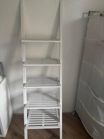 Rekje/Ladder - Badkamer/Boekenkast beschikbaar voor biedingen