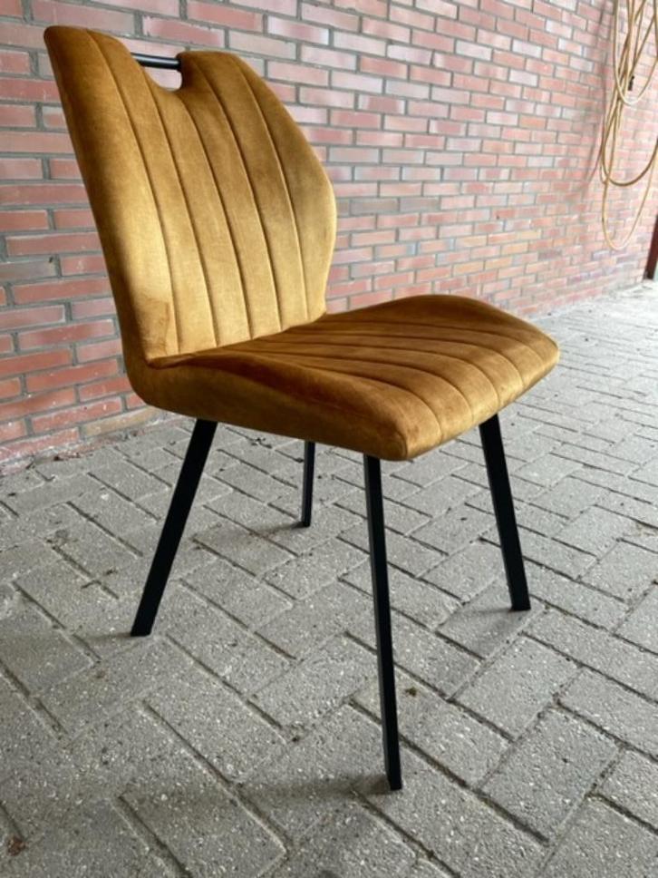 Eetkamerstoel industriële cognac tijdelijk  nu €.75,=, Huis en Inrichting, Stoelen, Nieuw, Vijf, Zes of meer stoelen, Metaal, Stof