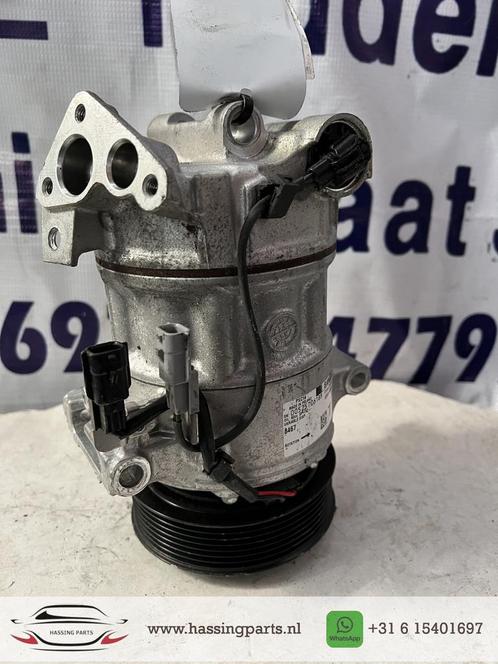RENAULT Clio   AIRCOPOMP artikelnummer 926008UB1A, Auto-onderdelen, Airco en Verwarming, Renault, Gebruikt, Ophalen of Verzenden