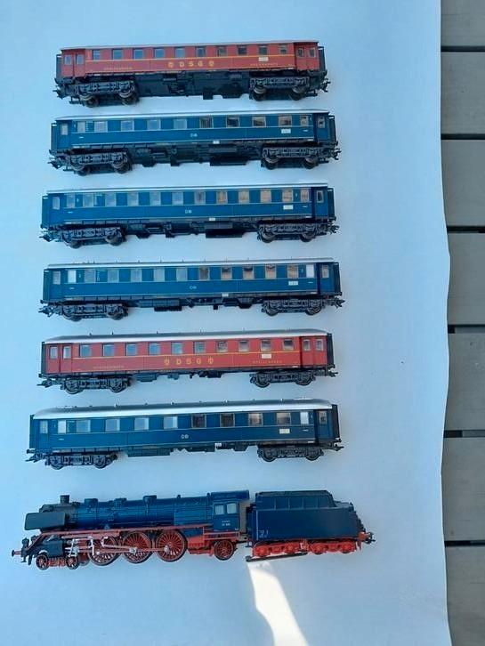 Marklin stoomlocomotief BR 03 digitaal met wagons, Hobby en Vrije tijd, Modeltreinen | H0, Zo goed als nieuw, Treinset, Wisselstroom