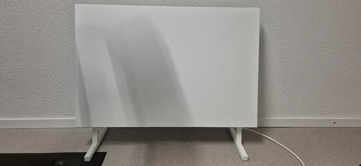 Infrarood verwarmingspaneel., Doe-het-zelf en Verbouw, Verwarming en Radiatoren, Zo goed als nieuw, Overige typen, 500 tot 800 watt