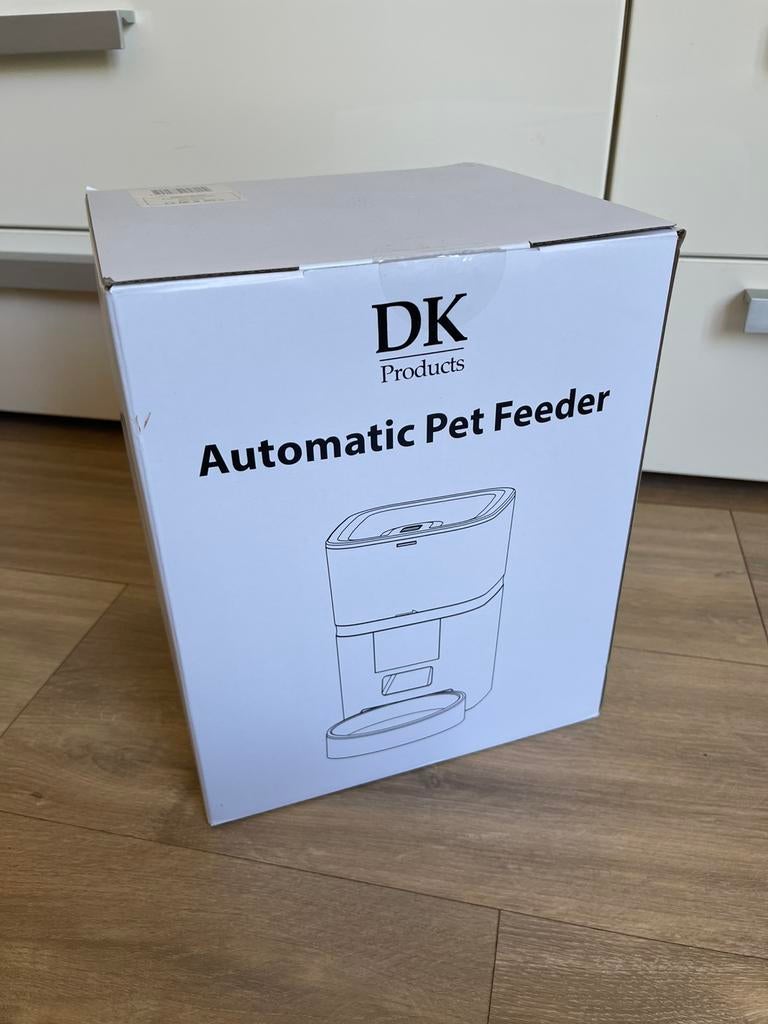 Nieuw in doos Automatic Pet Feeder DK Products, Dieren en Toebehoren, Kattenvoerbakken en Drinkbakken, Nieuw, Ophalen of Verzenden