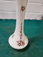 vaas bloemen gedecoreerd jaren 60, Huis en Inrichting, Woonaccessoires | Vazen, Ophalen of Verzenden, 'T Olde Gre-j, Info@toldegrej.nl