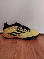 Adidas kunstgrasschoenen maat 35, Sport en Fitness, Voetbal, Ophalen, Zo goed als nieuw, Schoenen