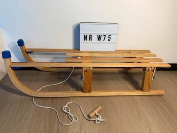 Opvouwbare houten slee - 110cm beschikbaar voor biedingen