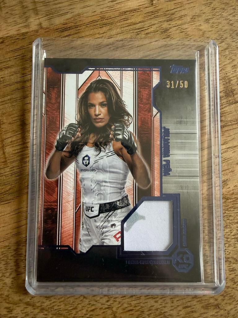 Topps UFC Knockout Julianna Pena Relic 31/50, Ophalen of Verzenden, Nieuw, Overige sporten, Spelerskaart