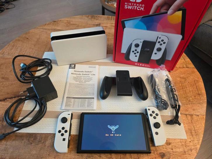 Nintendo Switch OLED - 47 games - Zo goed als nieuw!, Spelcomputers en Games, Spelcomputers | Nintendo Switch, Zo goed als nieuw