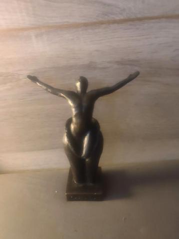 Bronzen maagverkleining beeldje van het NOK. beschikbaar voor biedingen