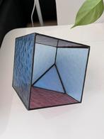 Mooie kubus terrarium van blauw/rood glas!, Blauw, Ophalen of Verzenden, Minder dan 50 cm, Glas