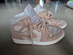 Nike Jordans, Nike Air Jordan, Beige, Ophalen of Verzenden, Sneakers of Gympen