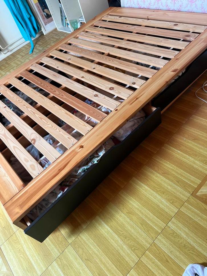 Mandal Bed 140x200 + Nieuw Ikea Matras, Huis en Inrichting, Slaapkamer | Bedden, Zo goed als nieuw, Tweepersoons, 140 cm, 200 cm