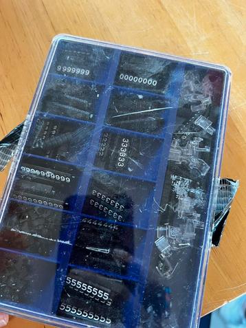 2x Prijscijferset in sorteerdoos – voor winkel, of etalage beschikbaar voor biedingen