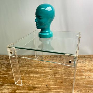 Vintage Plexiglas & Glas bijzettafel salontafel 1980’s  beschikbaar voor biedingen