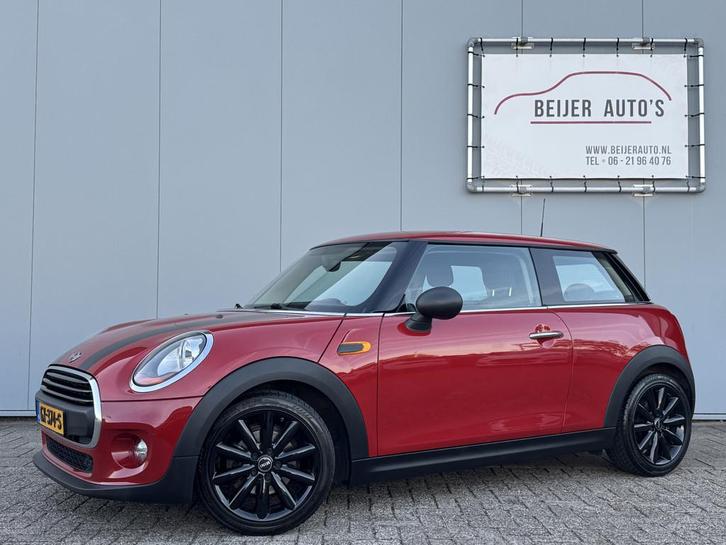 MINI Mini 1.2 One Bluetooth/Airco/17inch. (bj 2015), Auto's, Mini, Bedrijf, Te koop, One, ABS, Airbags, Airconditioning, Alarm
