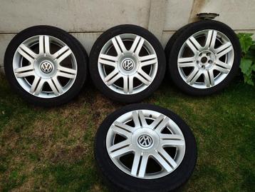 VW velgen 17” lichtmetalen velgen beschikbaar voor biedingen
