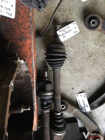 Peugeot 308  2009 aandrijfas rechts of links  beschikbaar voor biedingen