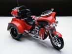 Miniatuur model motor – Harley Davidson CVO TRI GLIDE 1:12