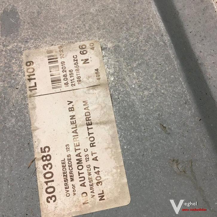 Mercedes W123 bodemplaat 198 118 55 ZC, Auto-onderdelen, Carrosserie en Plaatwerk, Gebruikt, Ophalen of Verzenden