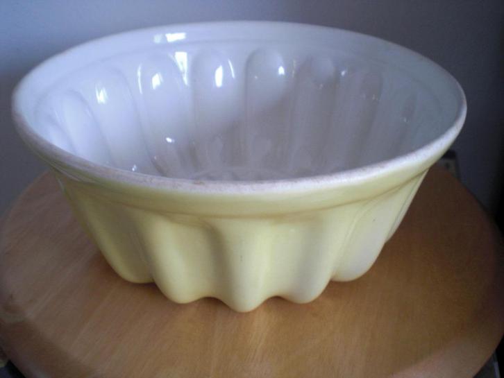 Keramiek ( Aardewerk ) Puddingvorm, Huis en Inrichting, Keuken | Keukenbenodigdheden, Zo goed als nieuw, Ophalen of Verzenden