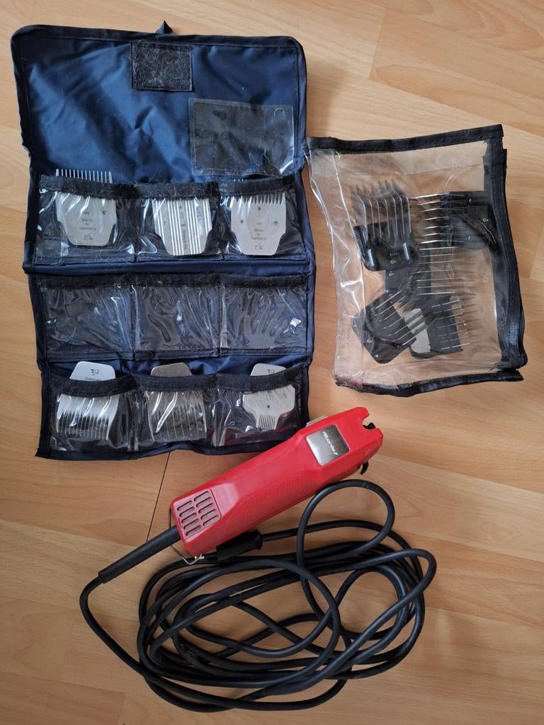 Aesculaep favorita 2 inclusief 6 scheerkoppen en opzetkammen, Dieren en Toebehoren, Ophalen of Verzenden, Zo goed als nieuw