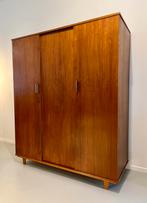Mid-century modern garderobekast in teak fineer, Huis en Inrichting, Kasten | Kledingkasten, Ophalen, Gebruikt, 100 tot 150 cm