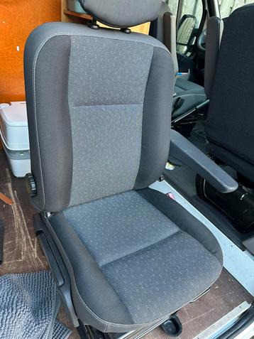 Master - Movano Bijrijders Stoel beschikbaar voor biedingen