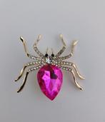 Goudkleurige broche spin met roze steen en strass, Sieraden, Tassen en Uiterlijk, Broches, Verzenden, Nieuw, Roze, Overige materialen