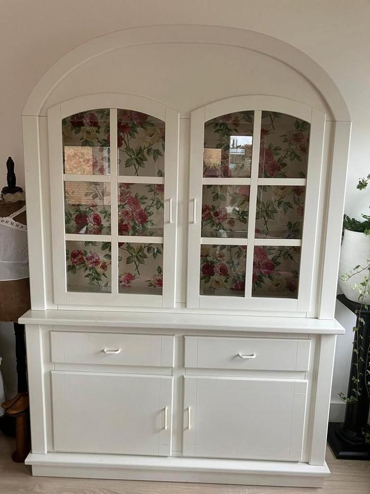Te koop buffetkast/vitrinekast, Huis en Inrichting, Kasten | Buffetkasten, Gebruikt, 200 cm of meer, 25 tot 50 cm, Ophalen