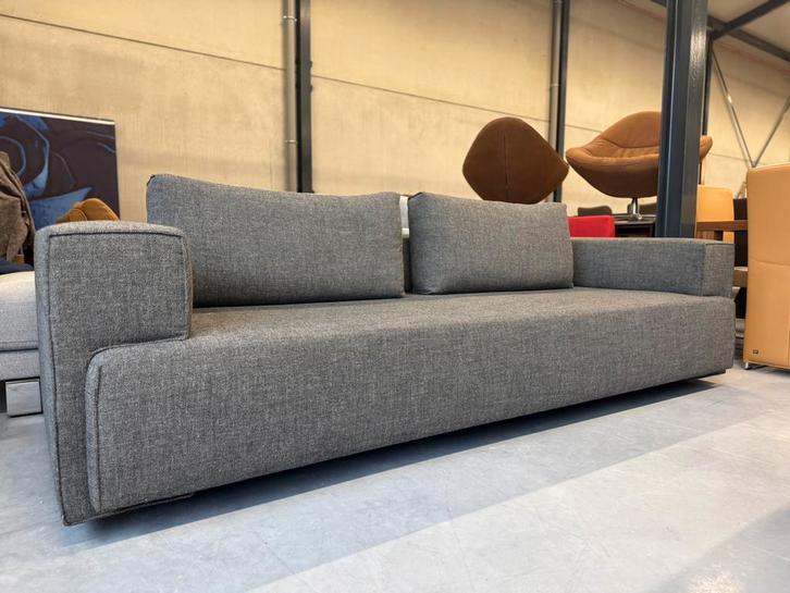 Nieuw Eyye Cella 4 zits Bank Milton Helix stof Design 257, Huis en Inrichting, Banken | Bankstellen, Nieuw, Rechte bank, Vierpersoons of meer