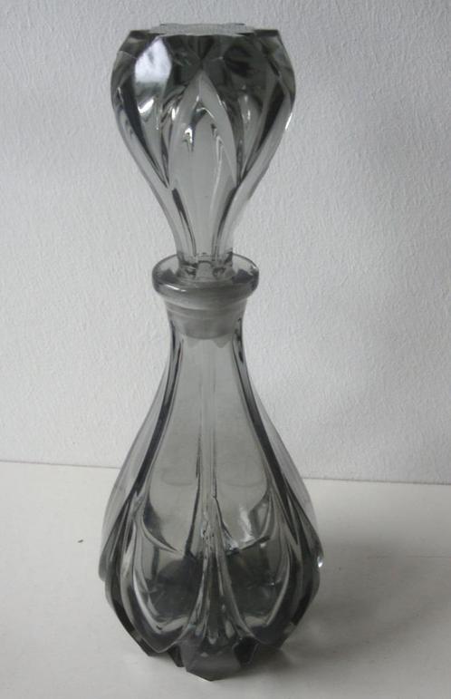 Fumé-kleurig Art Deco / Art Nouveau karafje met holle stop,, Antiek en Kunst, Antiek | Glas en Kristal, Ophalen of Verzenden