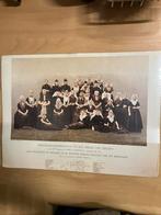 Foto 1894 van alle klederdrachten van Zeeland, Ophalen of Verzenden, 1980 tot heden, Zo goed als nieuw, Overige onderwerpen