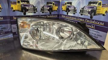 ford mondeo koplamp recht. bj2006  rtnr 0301174206. beschikbaar voor biedingen