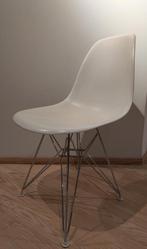6 Vitra DSR Eames stoelen, Ophalen, Gebruikt, Wit, Vijf, Zes of meer stoelen